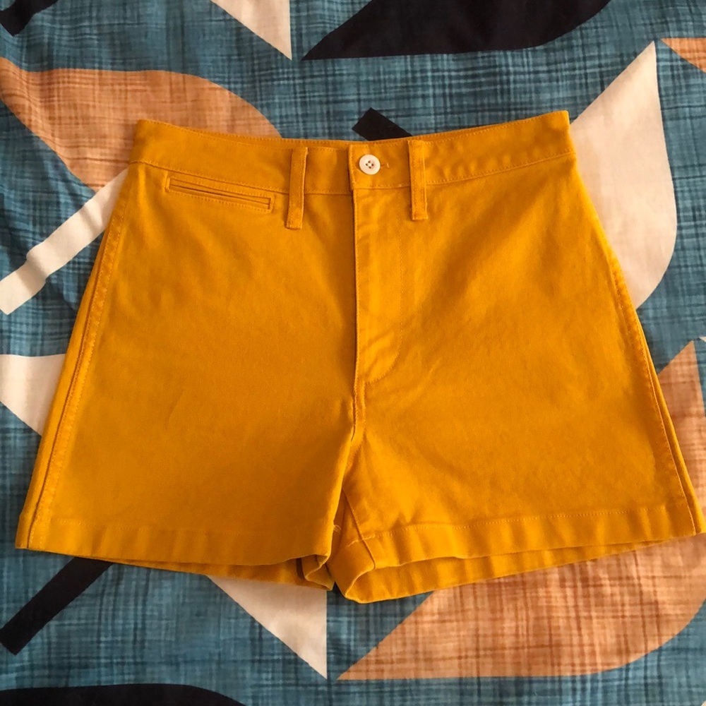 Madewell Mustard Canvas Shorts size 26